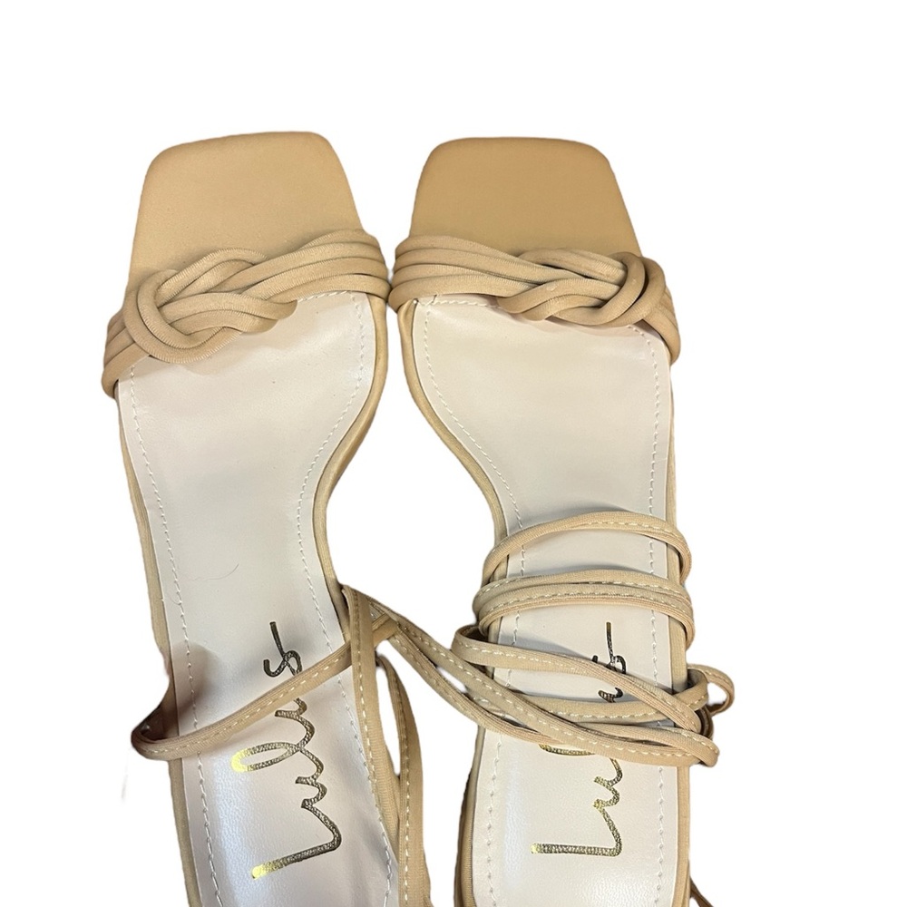LuLus Jazzy Medium Nude Size 7.5 Block Heel Lace-up Sandals